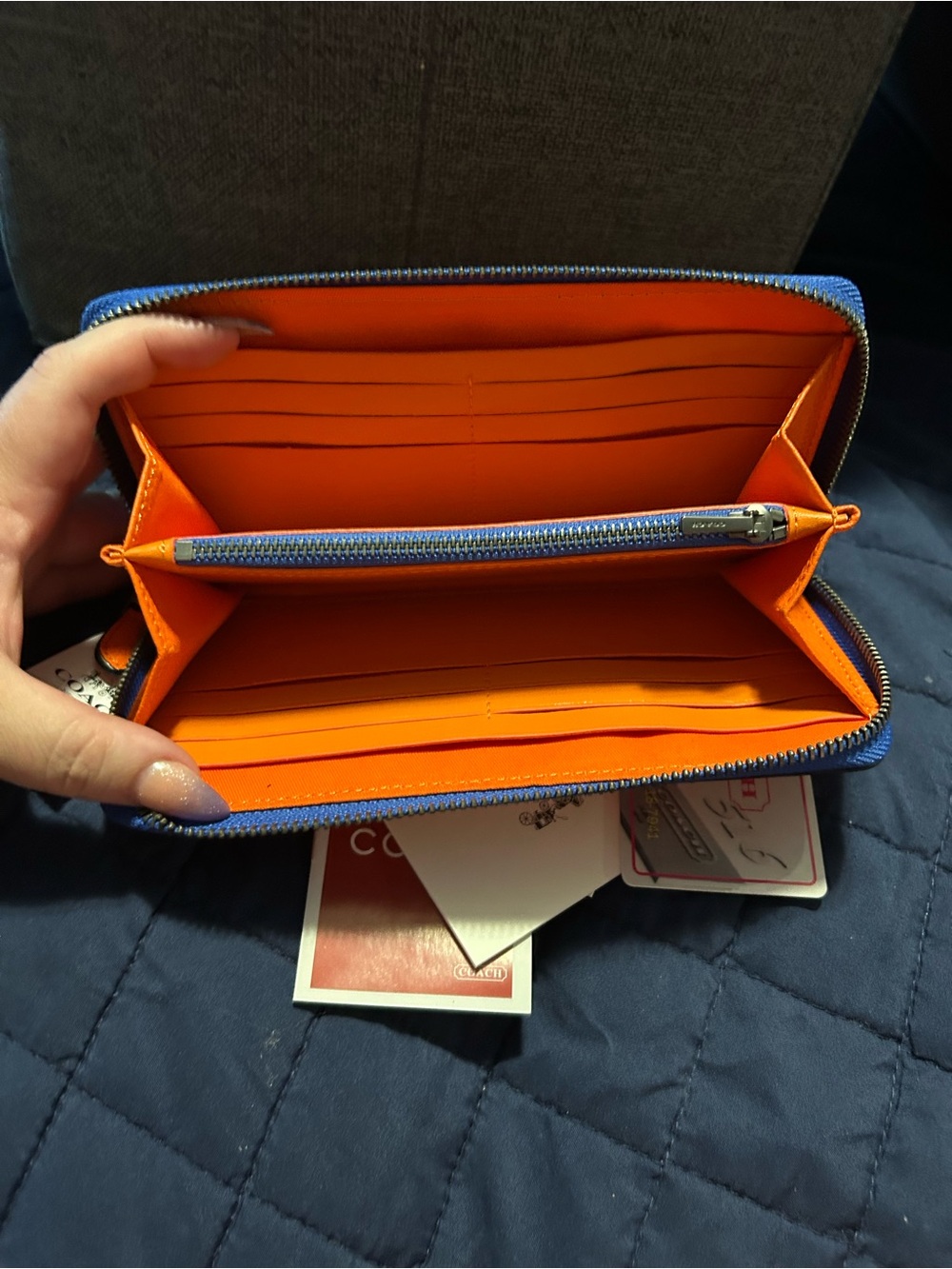 Coach Knicks zip around wallet NEW - Picture 3 of 8